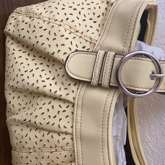 Purse - Picture 3 of 6